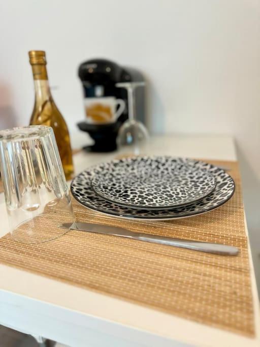 Superbe Appartement Tres Calme Et Confortable Reims Ngoại thất bức ảnh